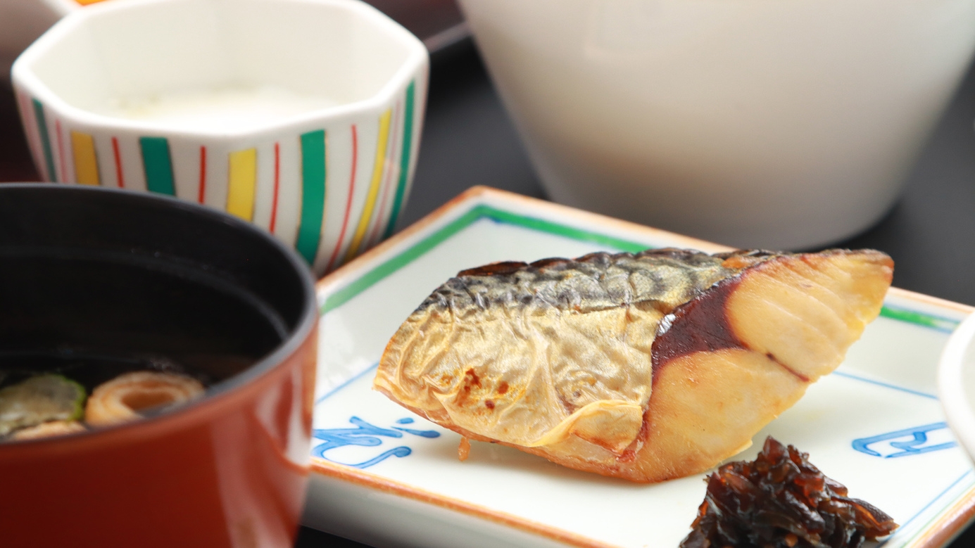 【2食付◆やまゆり】基本会席をさらに華やかに。月替わりの特選グレードアッププラン