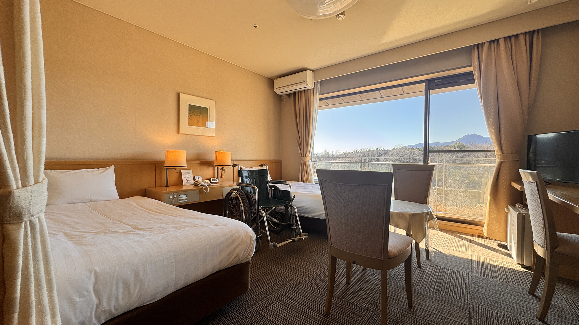 ★洋室ツイン（バリアフリー）