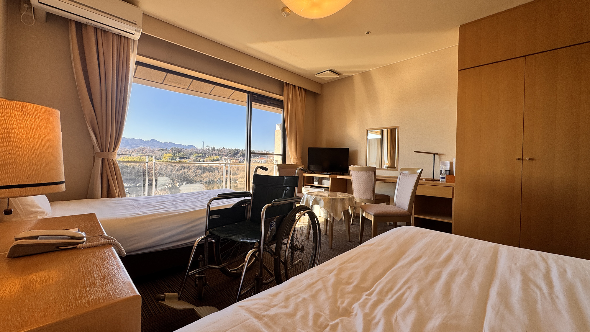 ★洋室ツイン（バリアフリー）