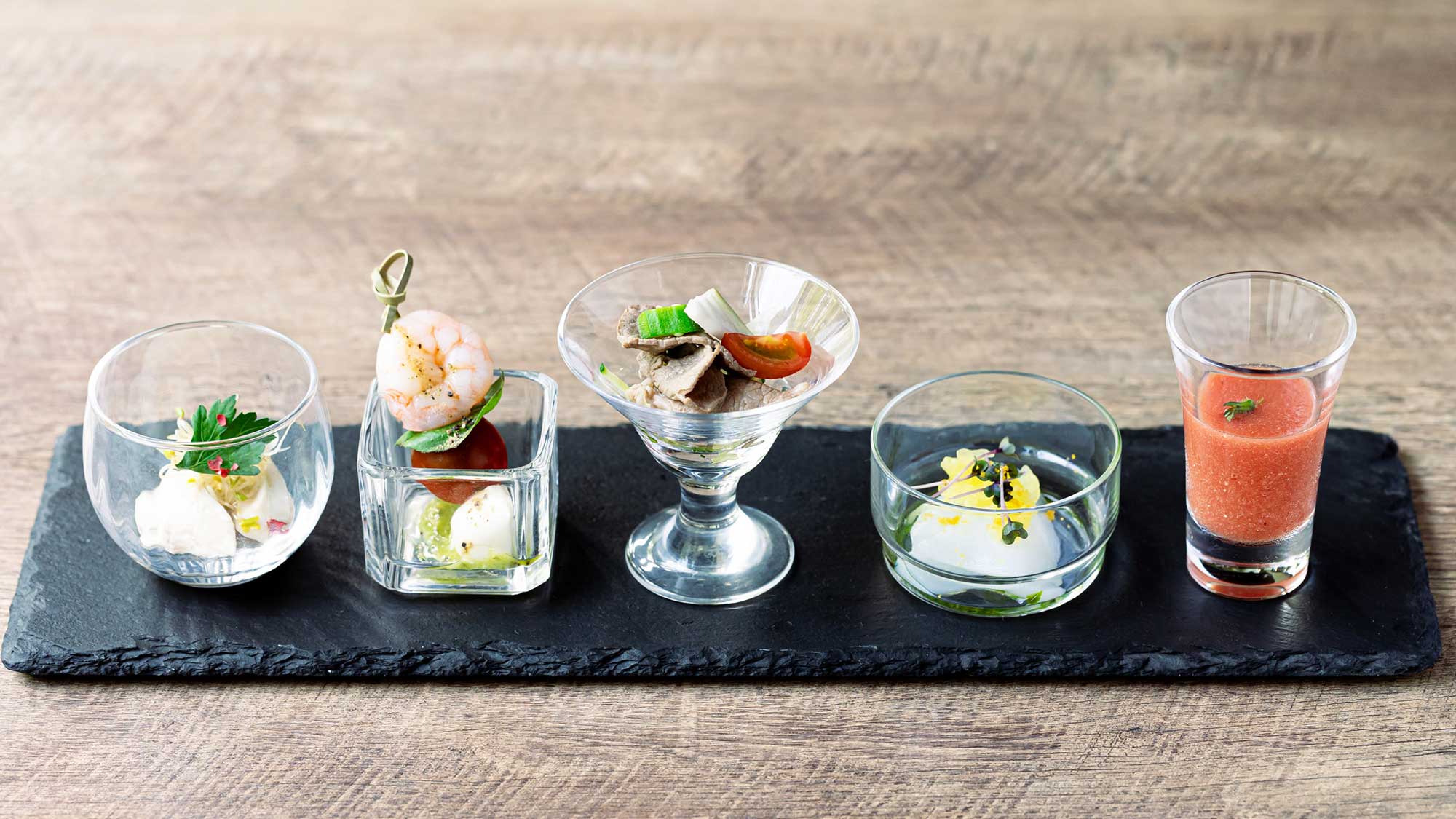 ディナーブッフェ 夏の料理イメージ