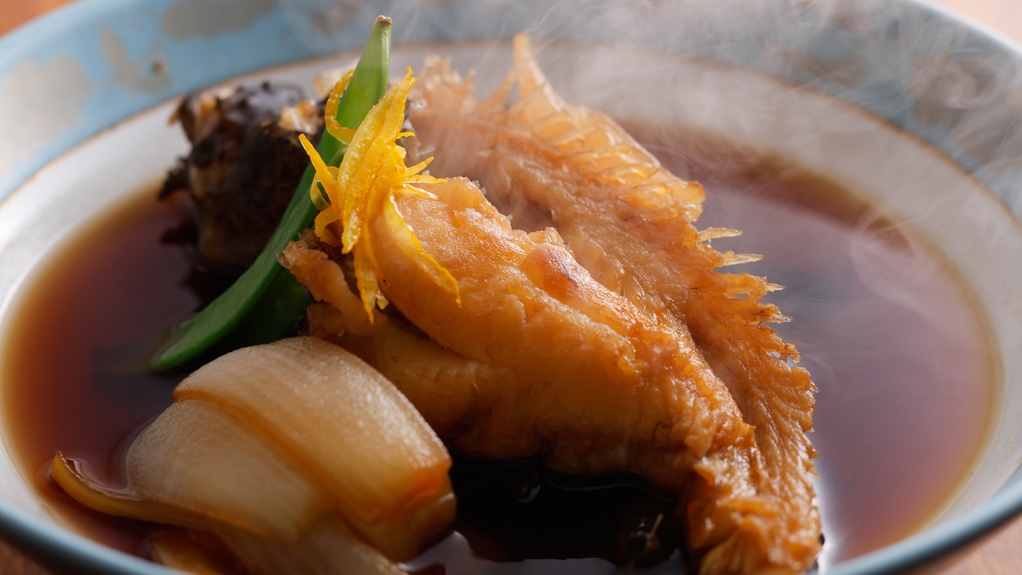 まちの心鮮料理・万代で味わう季節の地魚を使った創作料理コース（二食付）