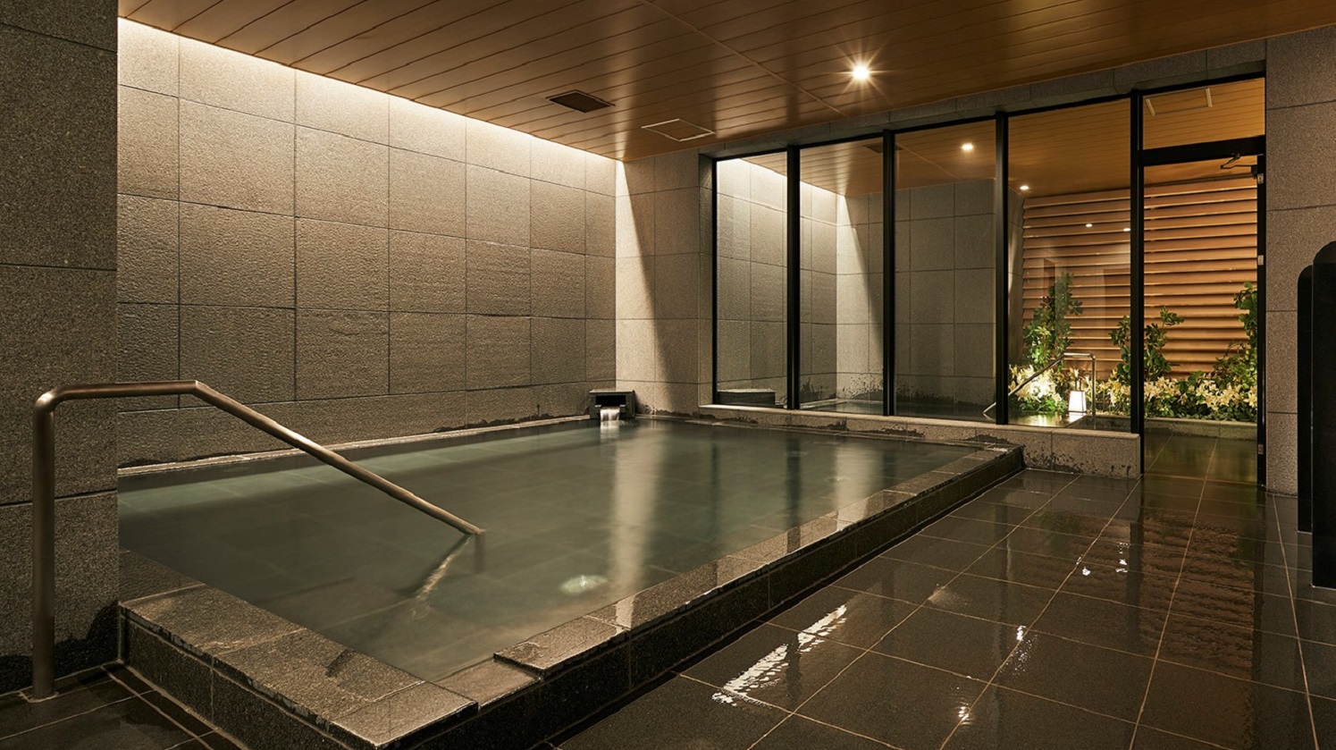 【男女別大浴場】「やまゆりの湯」癒やしの大浴場でくつろぎのバスタイムを