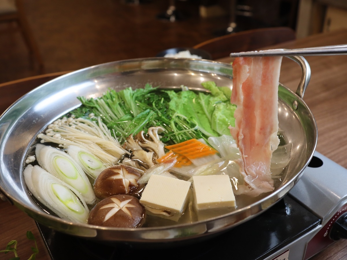 【小学校で同窓会】大人になった僕らの放課後。学校で囲む「黒豚しゃぶしゃぶ＆ワンドリンク付」プラン