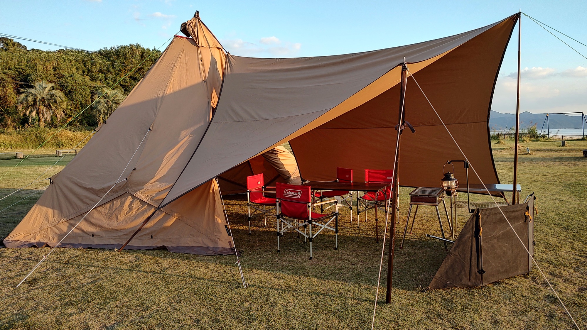 タープで焚火＆BBQ