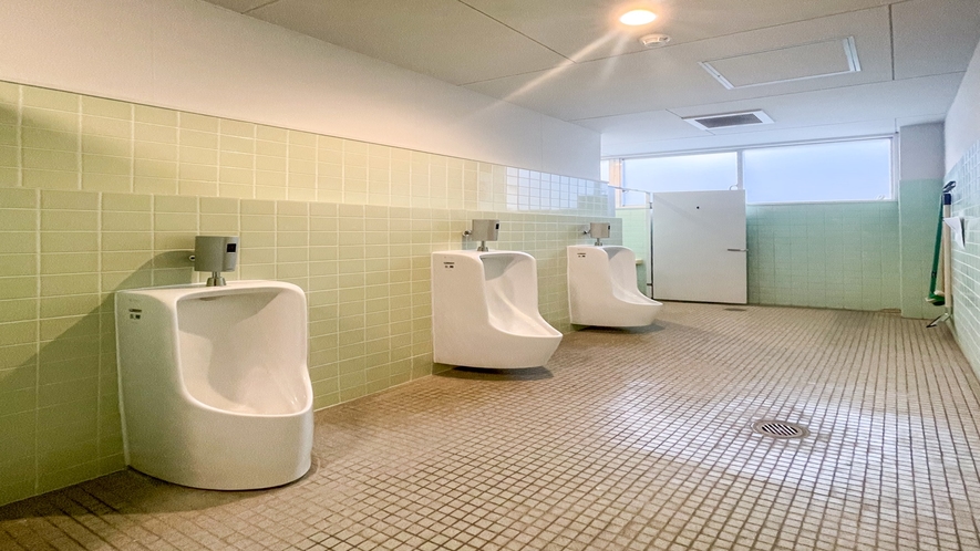 ２階男子トイレ新小便器