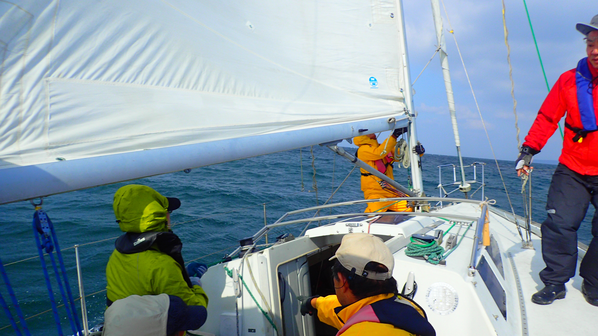 初心者から上級者まで楽しめる、舟釣り体験コース