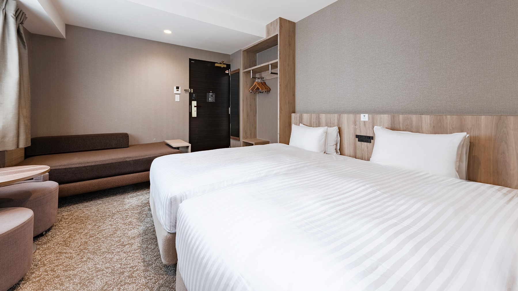 デラックスツイン