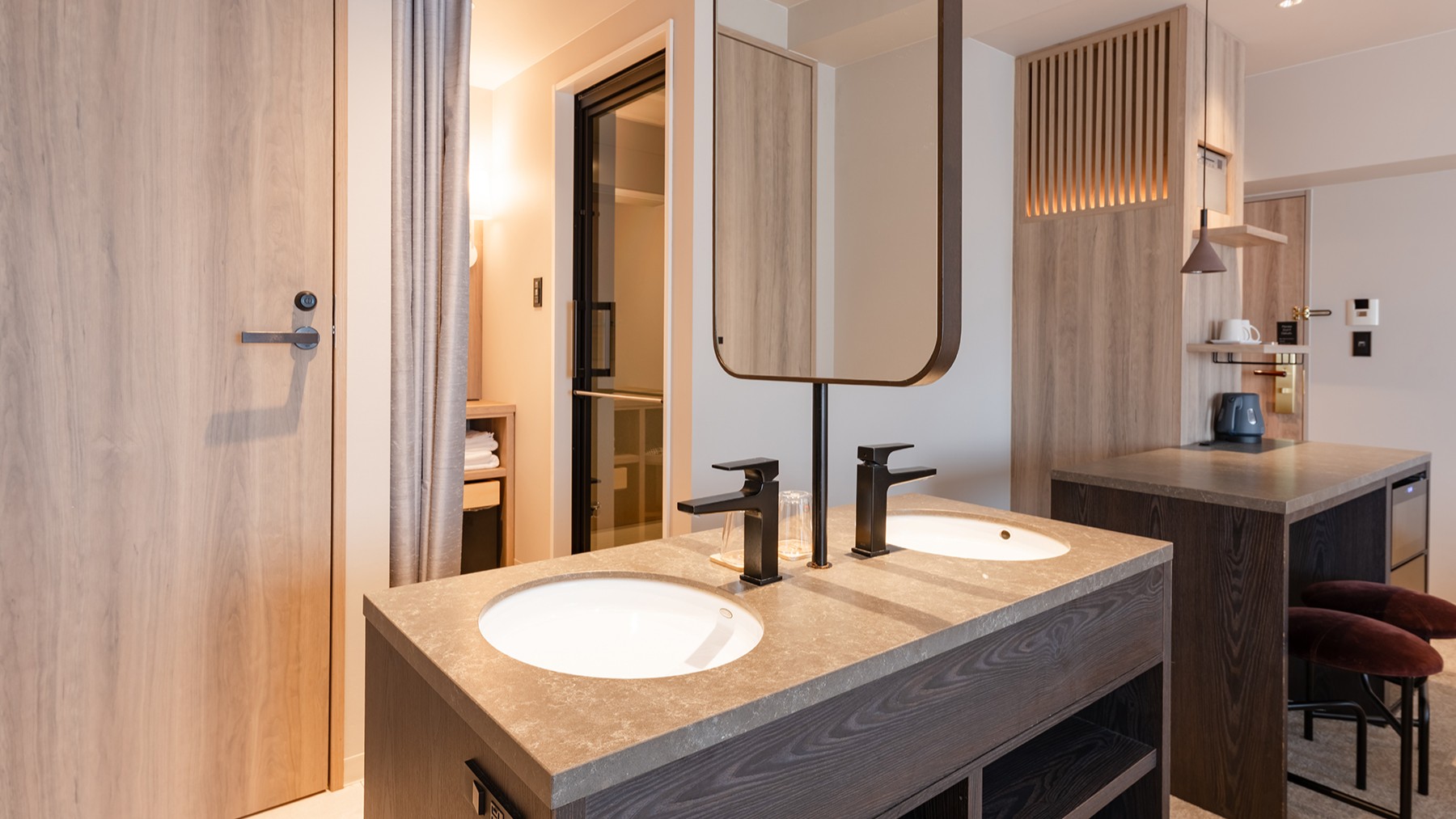 プレミアツイン