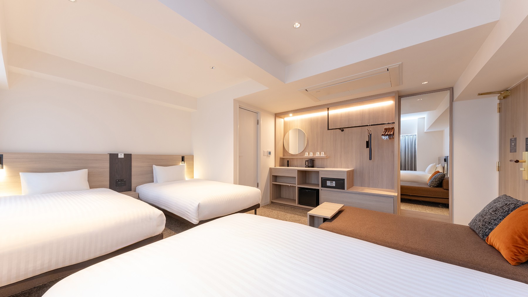 デラックストリプル