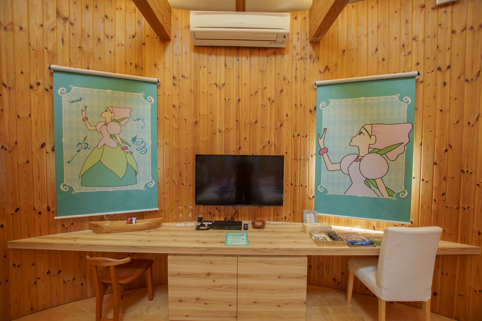 【NEW OPEN】クレヨンしんちゃんコラボルーム「ヘンダ—コクーン」