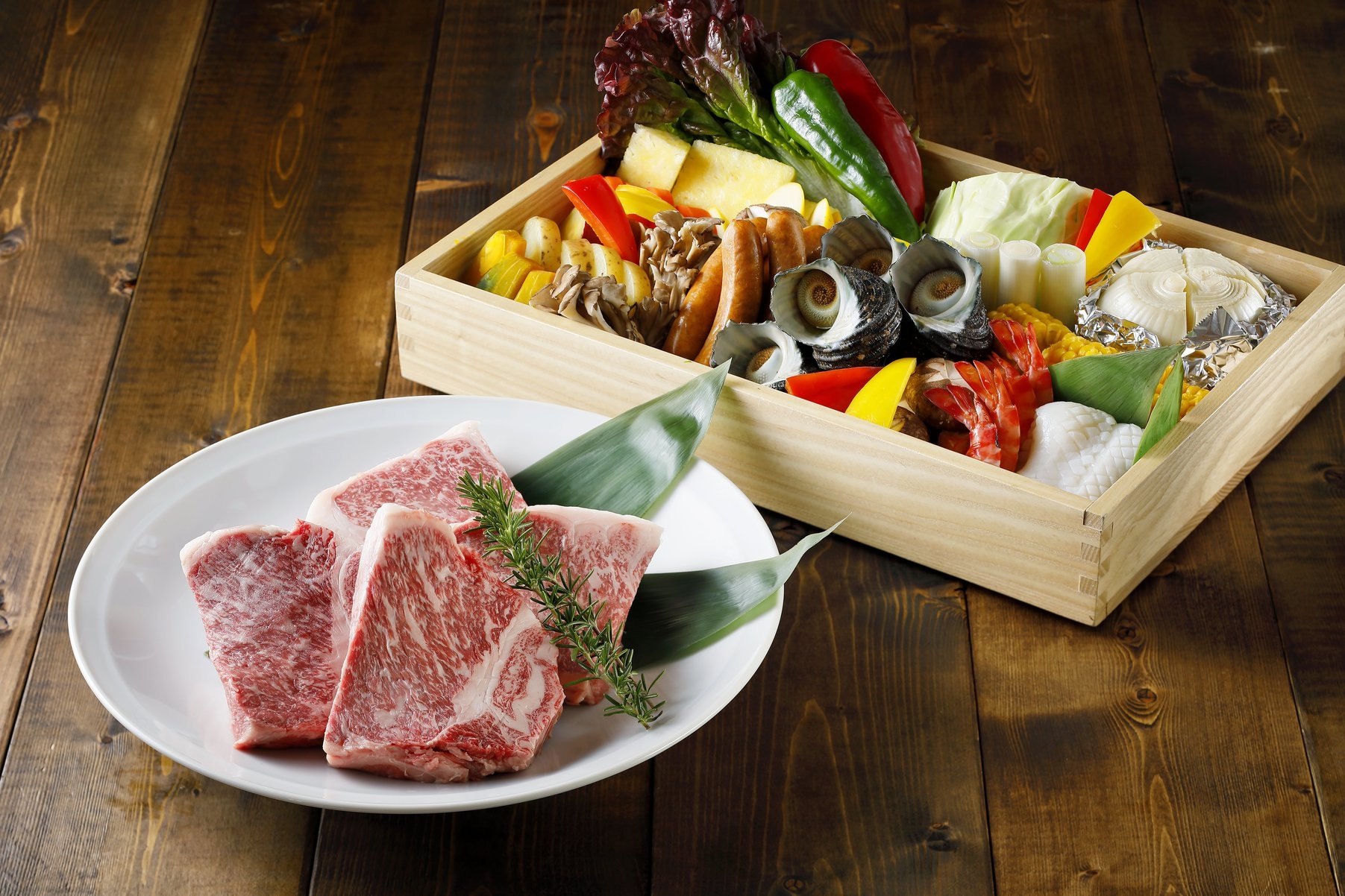 【LUXDAYSセール】【5月〜9月限定】大人気！最高級淡路ビーフを贅沢に堪能する『極上BBQ』