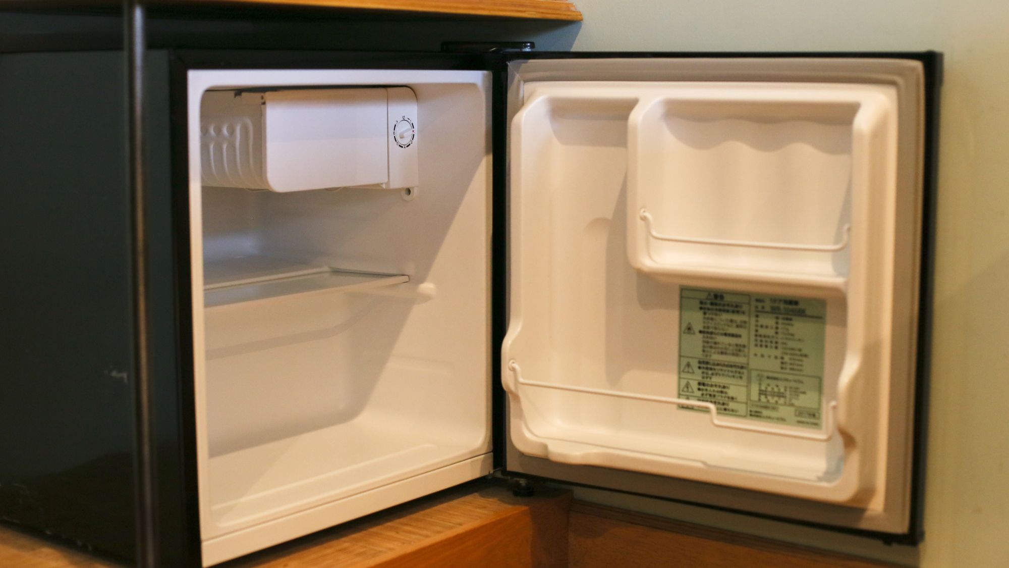 ミニ冷蔵庫