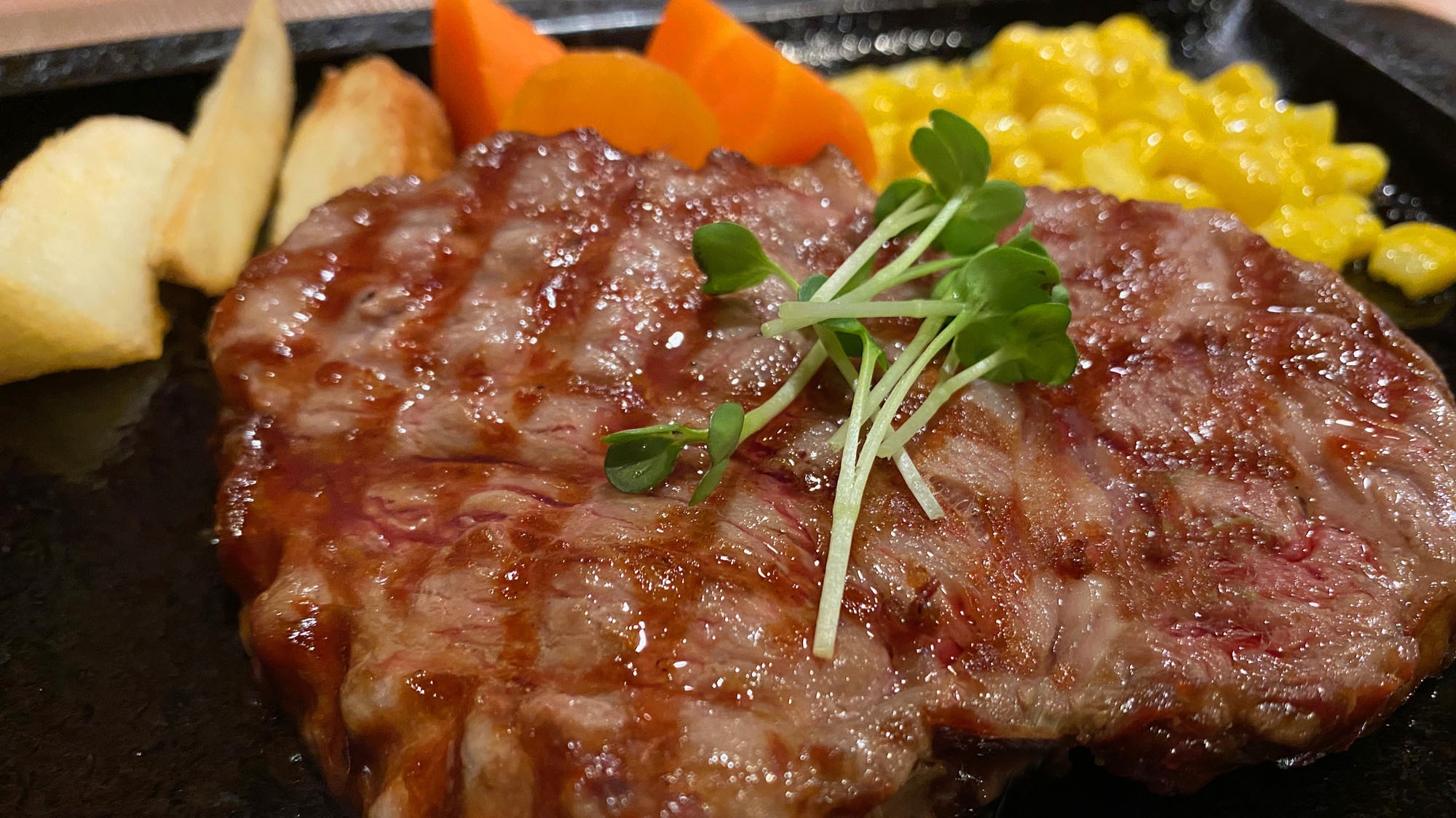 【2食付：和牛ステーキ】おおいた和牛サーロイン200ｇをステーキで贅沢に♪特製ソースの旨味と共に☆