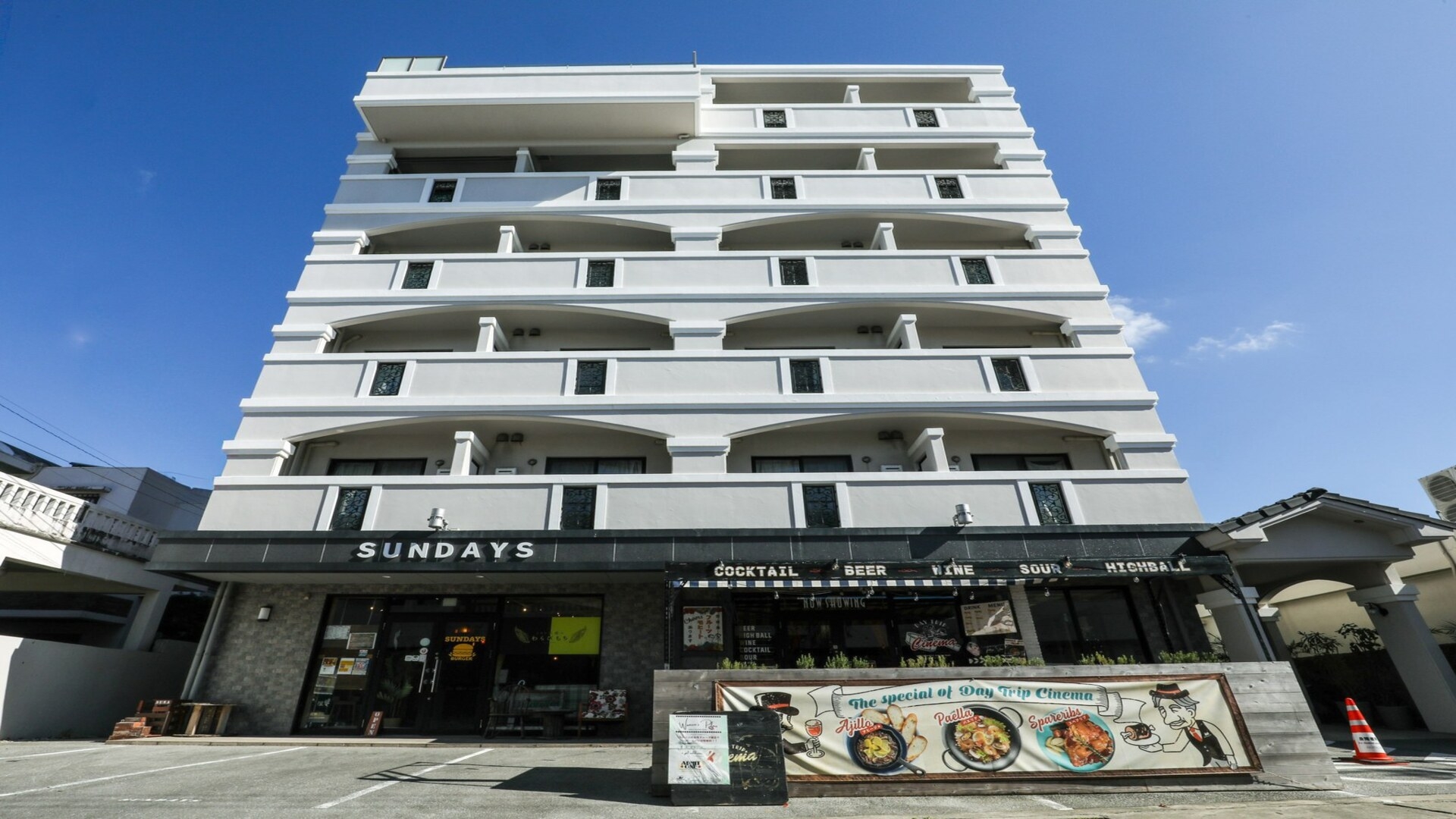 【スタンダードプラン】宮古島の中心繁華街、西里通りへ徒歩30秒。HOTEL385へようこそ