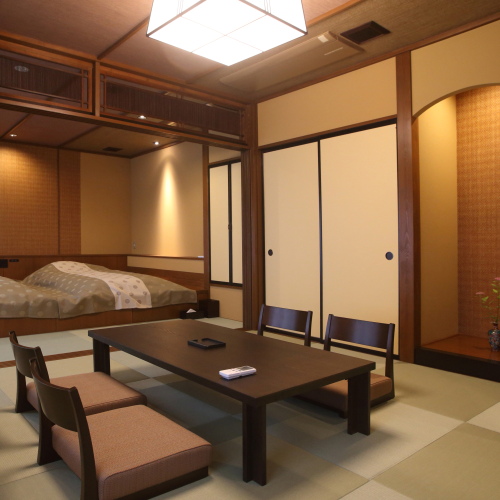 お部屋　２階半露天付客室　吉田屋