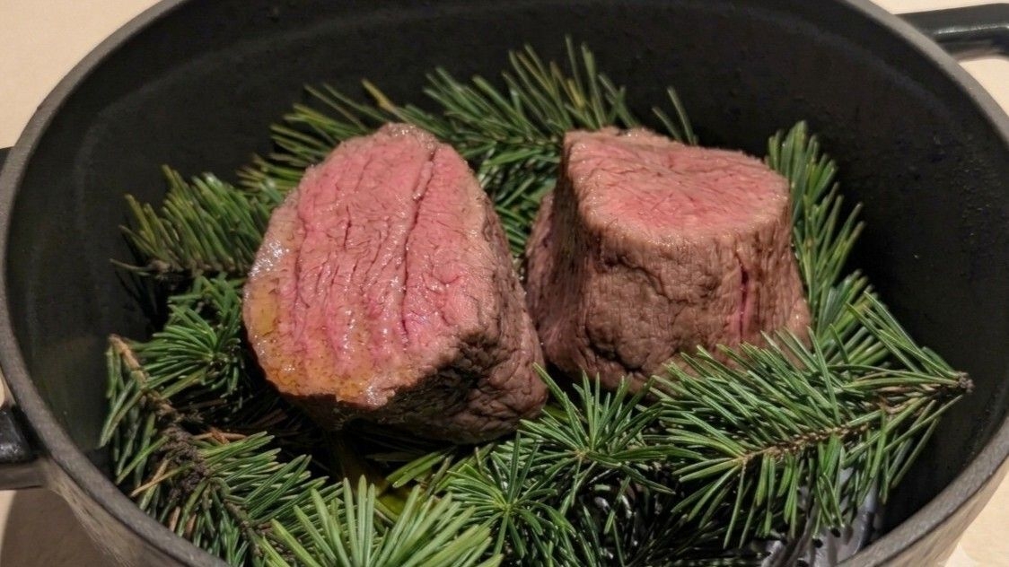 【ご夕食「五感で味わう和牛特別会席」】ヒレ＆ロース計200g／薫るスモーク仕立てで和牛の旨味を存分に