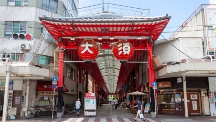 大須商店街　地下鉄鶴舞線「大須観音」出てすぐ