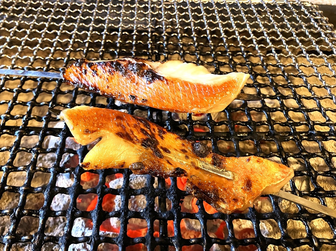 【金目鯛三昧コース】 金目鯛刺身・煮付・炭火焼に加えて旬の炉ばた焼を堪能
