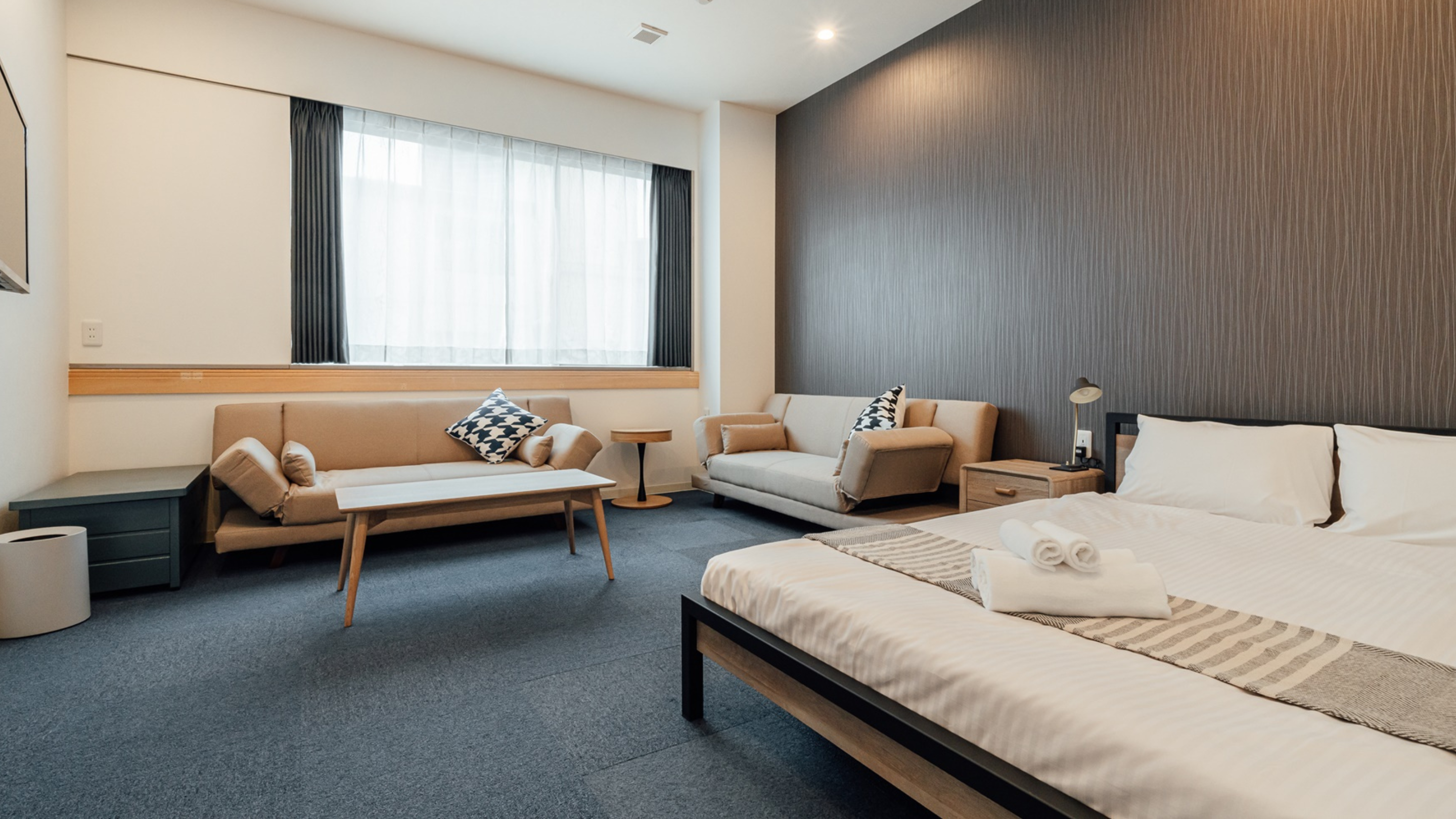 スーペリアダブル（ソファベッド展開時）