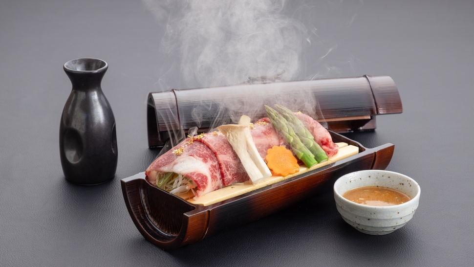 【福島牛温泉蒸し焼き付き】1泊2食付創作和食膳＋ハーフバイキングプラン