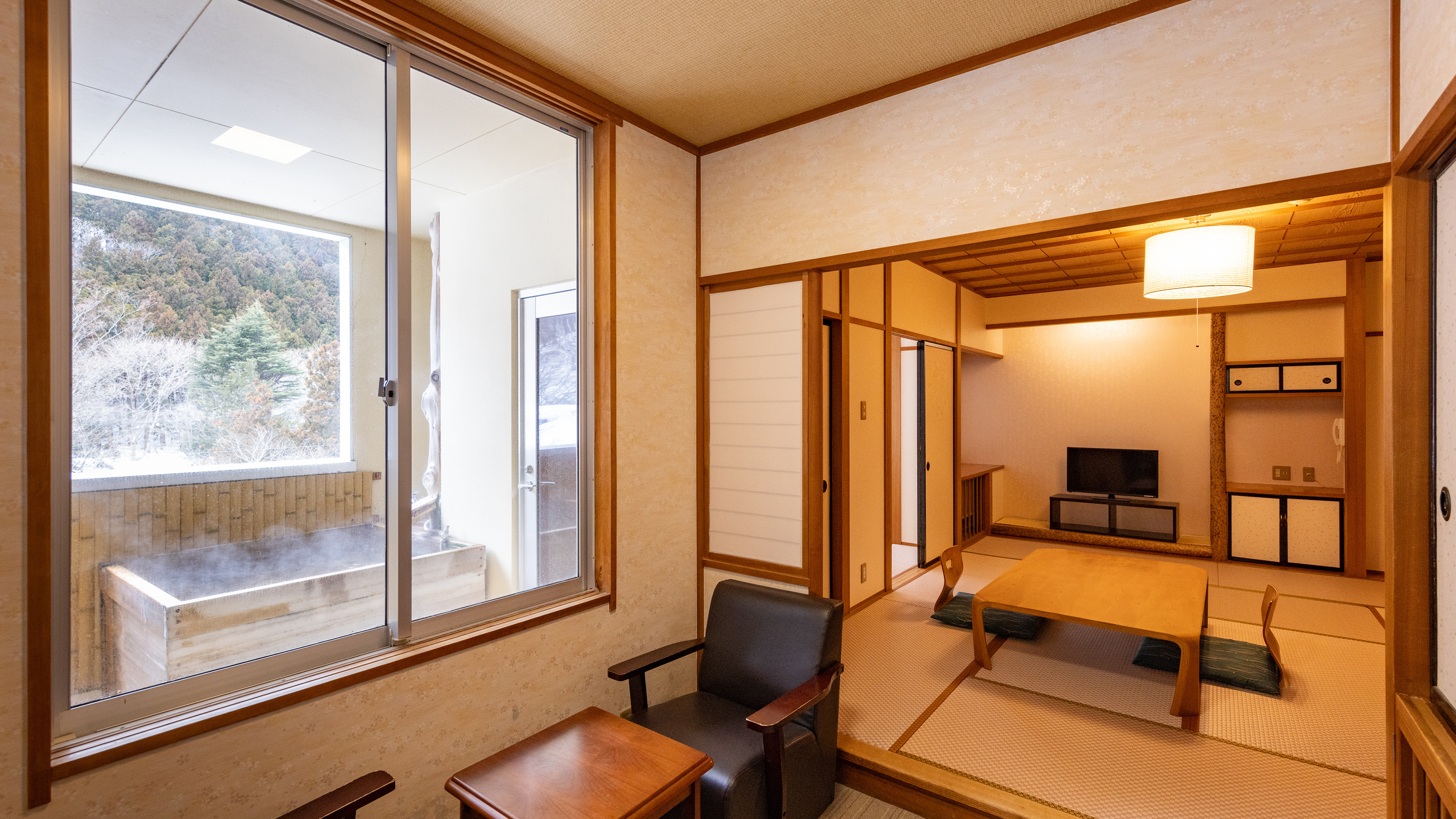 露天風呂付客室(檜)