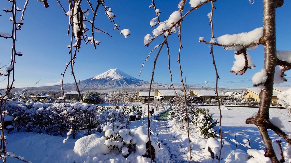 【朝食付き】春・初夏はおもてなしに心も温まる♪モーニングバスケットをお部屋にお届け