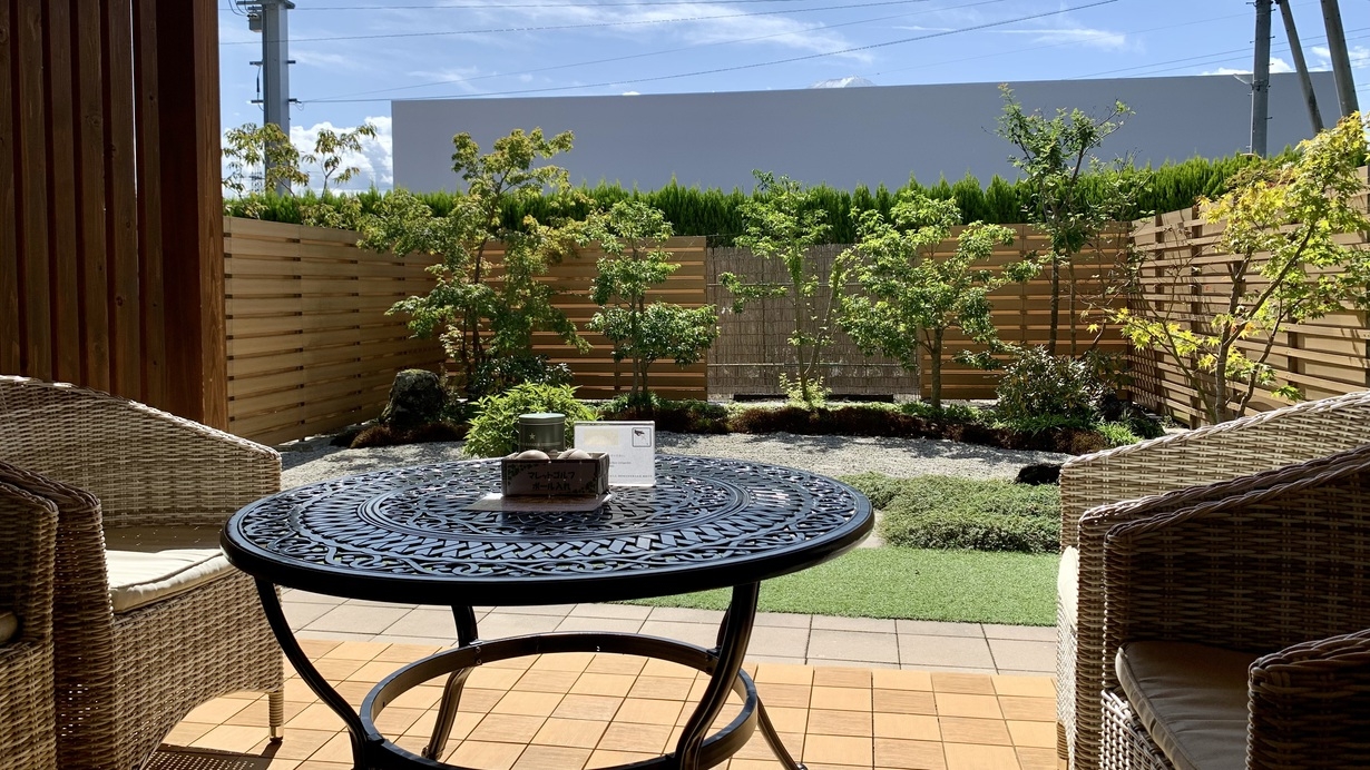 【冬春はおもてなしに心も温まる】モーニングバスケットをお部屋にお届け【朝食付きプラン】