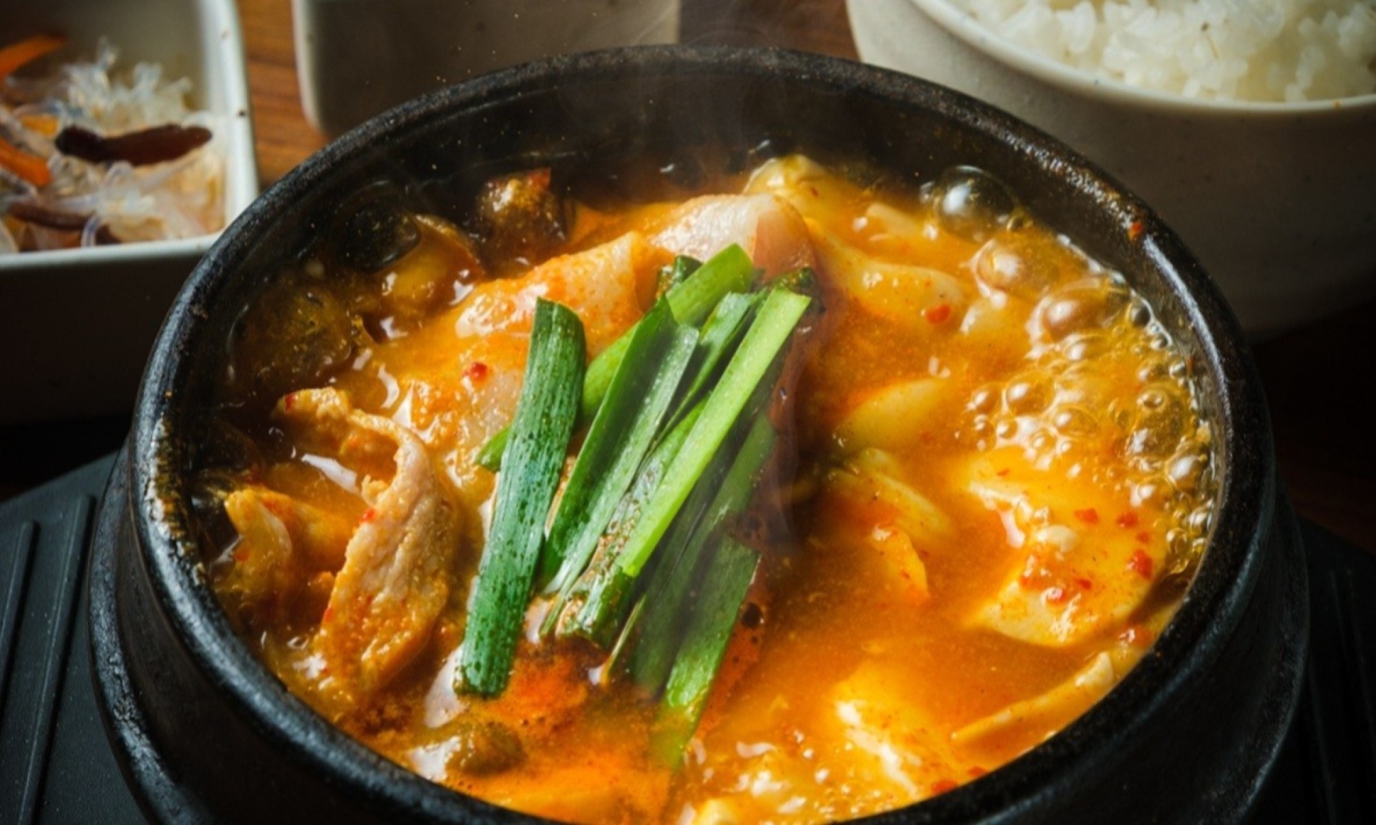 2階「サムギョプサルと野菜 いふう」