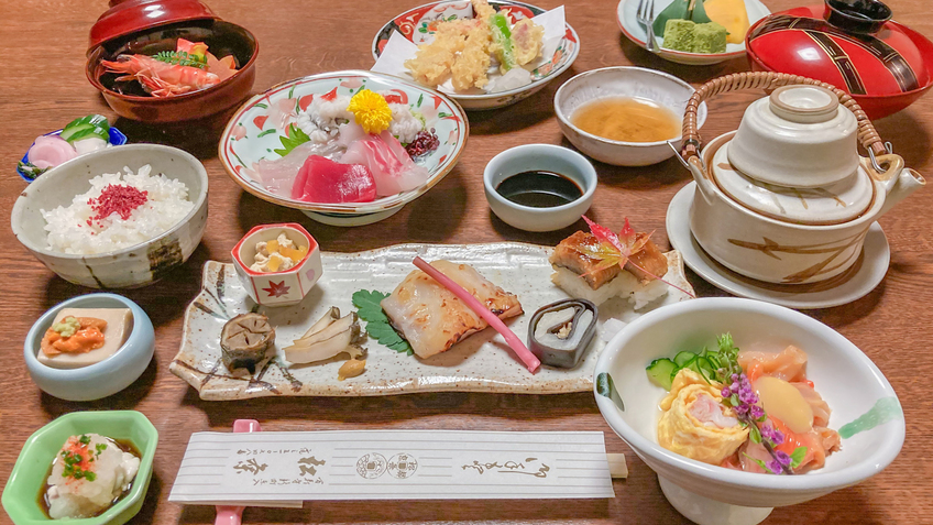 ＜大人旅＞京料理の名店「松粂」京会席ディナーコース付！事前決済プラン（夕食・ブッフェ朝付）