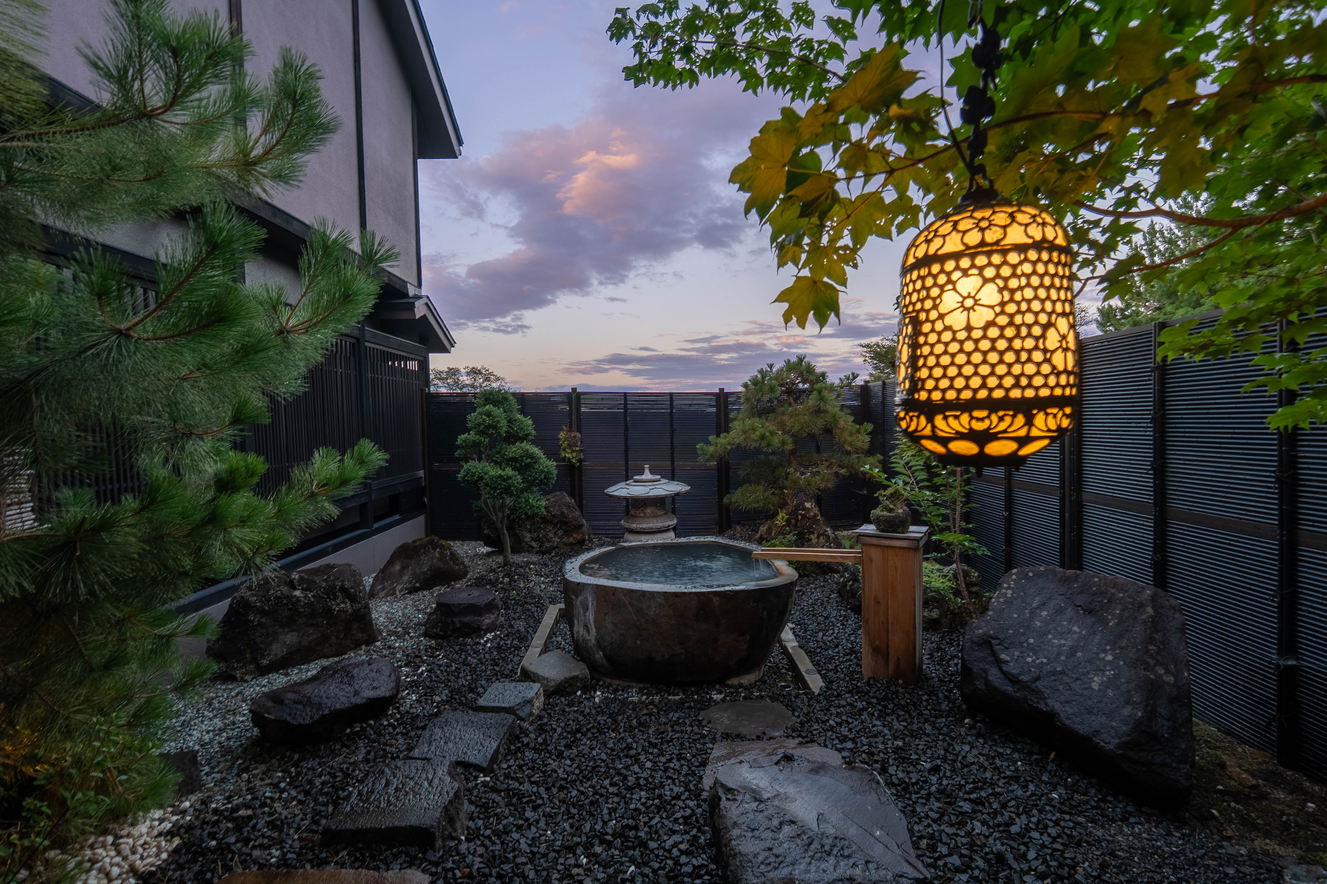 青根温泉　一棟温泉宿　星月　夏の夕暮れ5