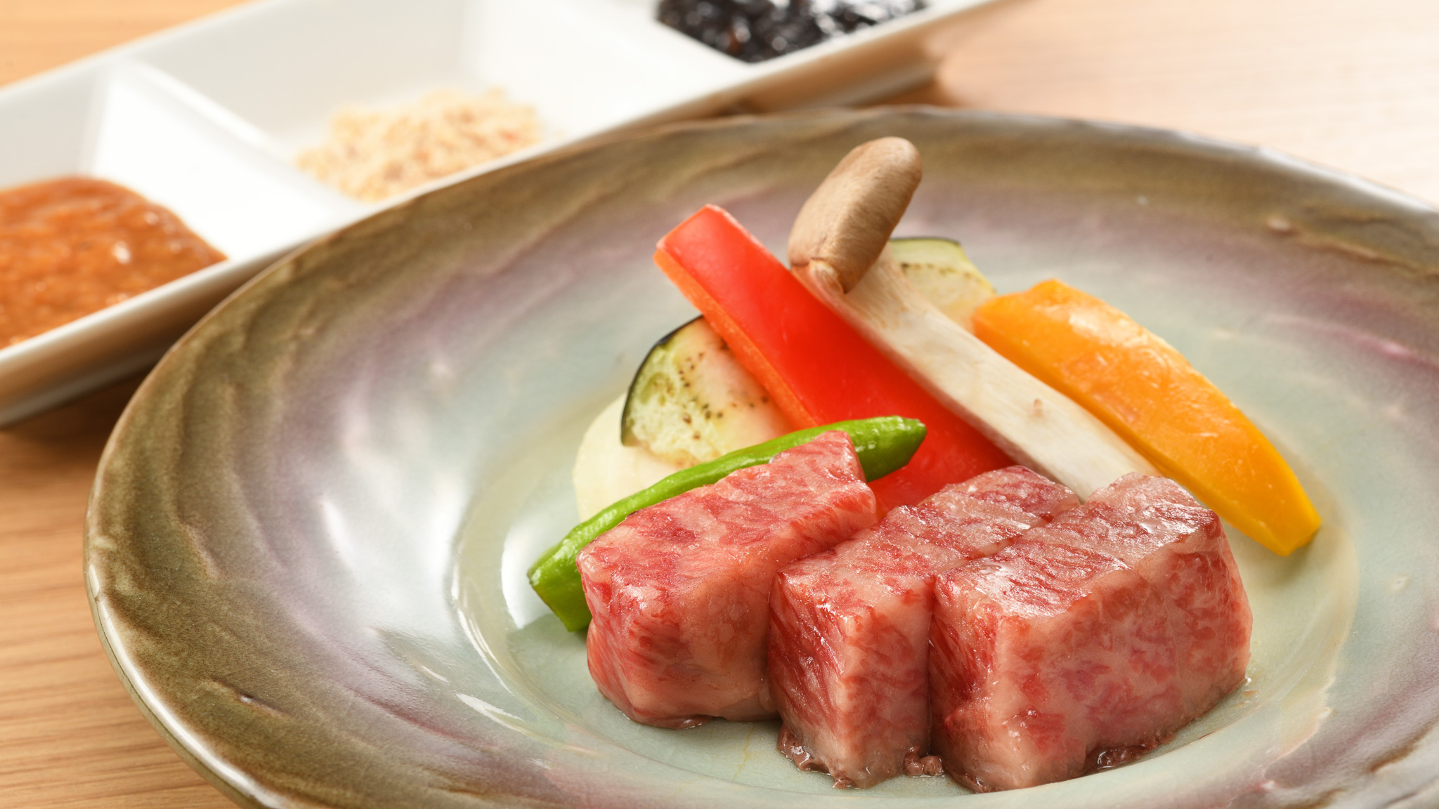 夕食グレードアップメニュー　国産牛の鉄板焼き