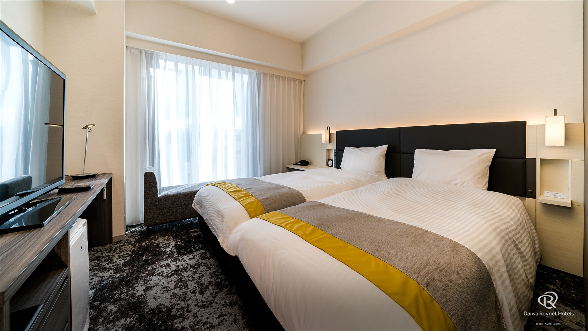 ハリウッドツイン