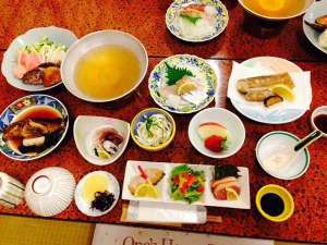 当館一番人気！ 小豆島の新鮮魚介　島鱧のお鍋カレイの唐揚げが美味しい海会席みさき