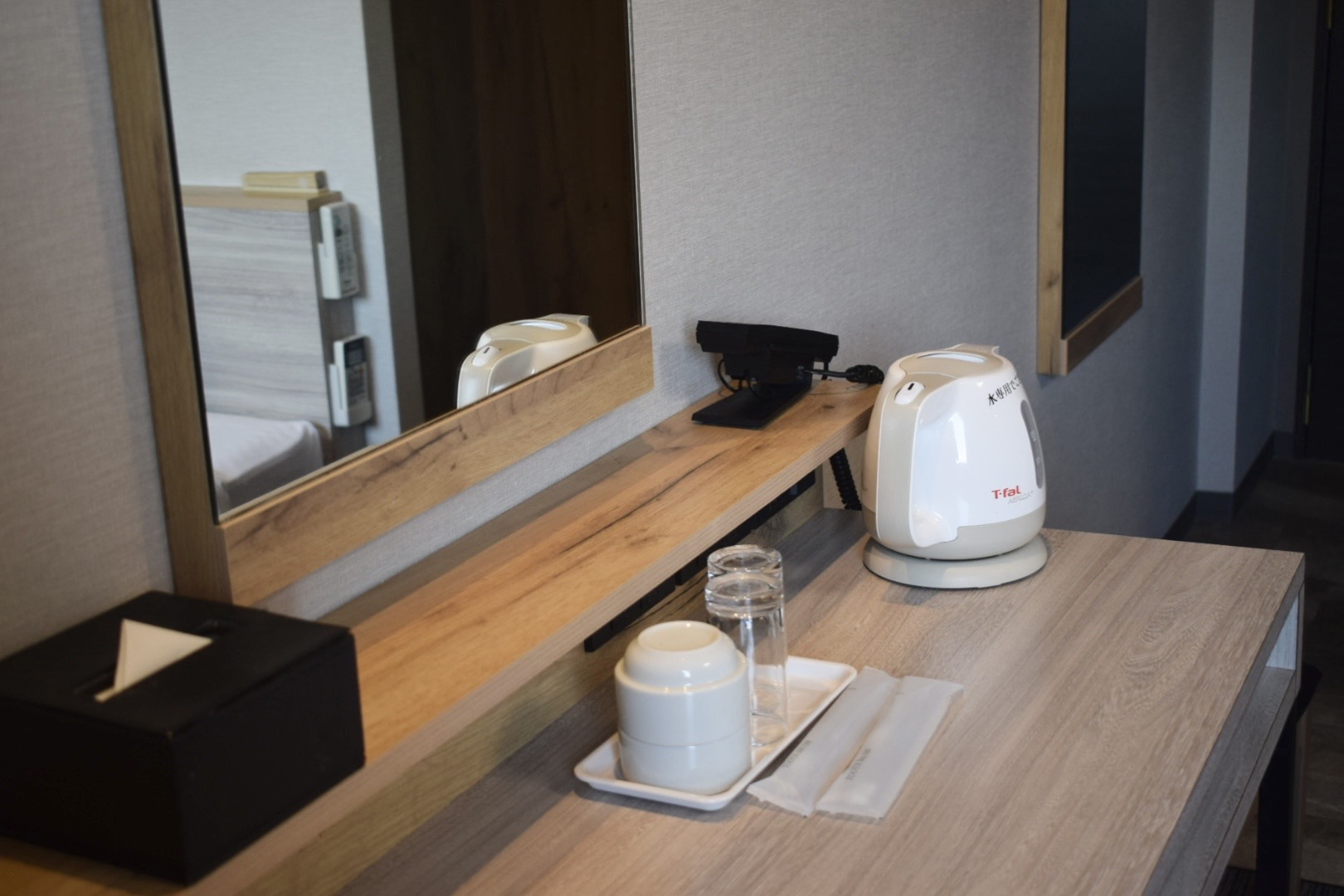 ツインルームデスク