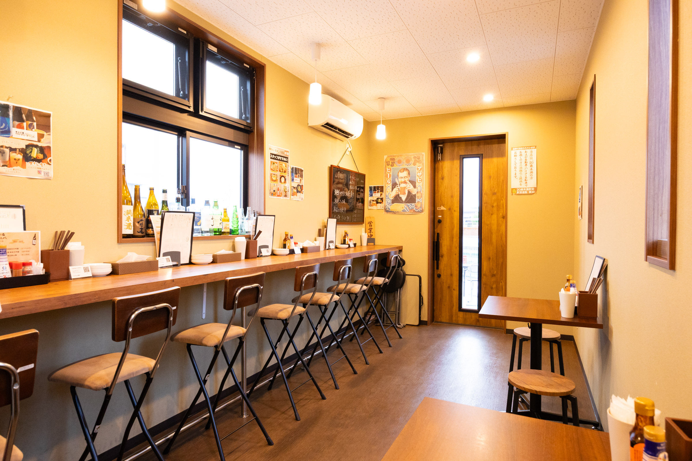 クダマツスタンド外観