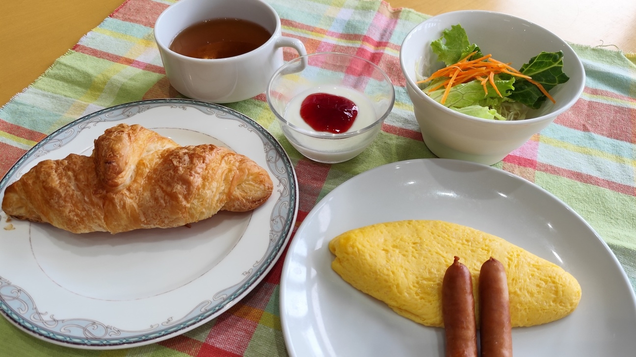 【朝食付】ご朝食和食or洋食/クラブハウスよりゴルフコースを眺めながら　ゴルフ場併設ホテルで快適移動