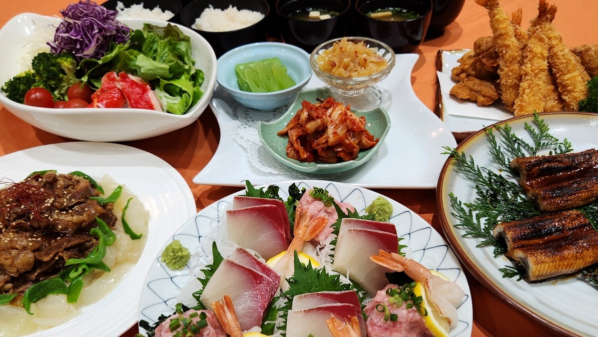 【2食付】クラブハウス内レストランにて　ご夕食は宴会料理＆90分飲み放題付/ご朝食和食or洋食