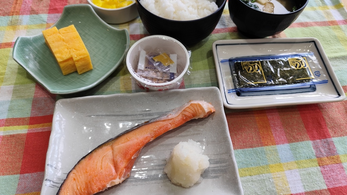 【朝食付】ご朝食和食or洋食/クラブハウスよりゴルフコースを眺めながら　ゴルフ場併設ホテルで快適移動