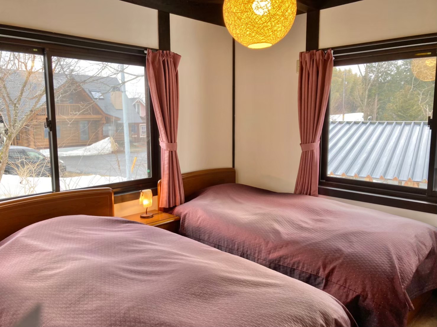 【むらさき】1階　ベッドルーム