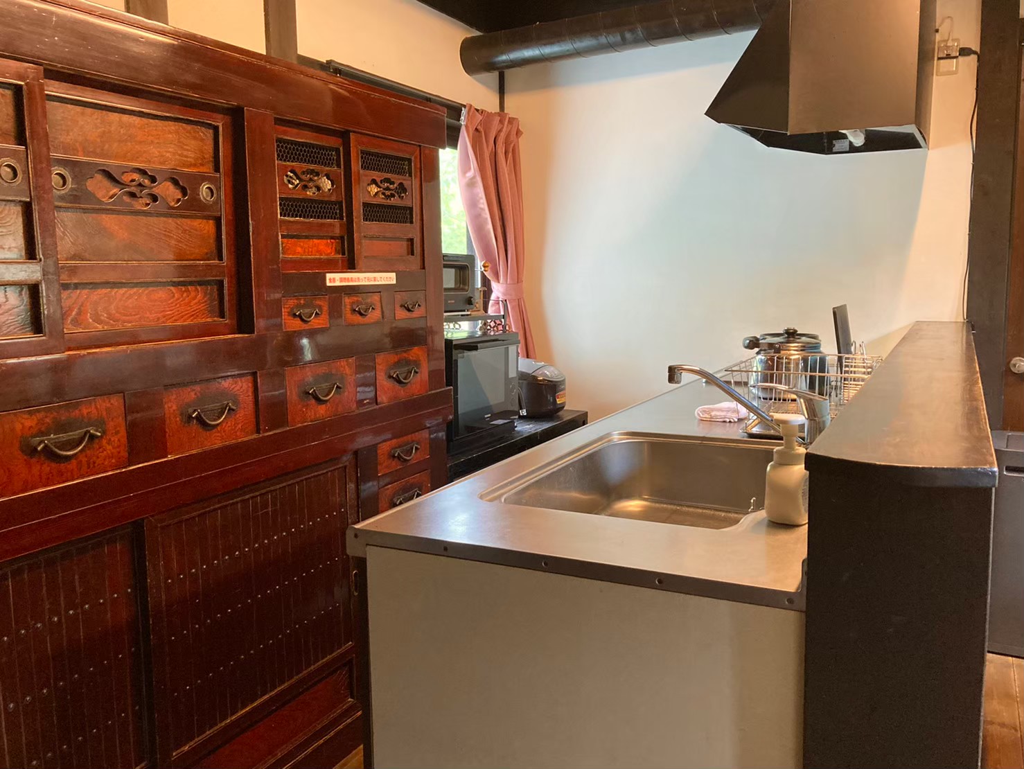 【むらさき】1階　キッチン