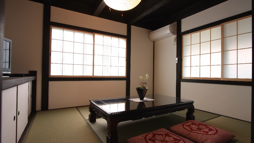 【むらさき】和室のお部屋もあり、落ち着く空間を大事にしています。
