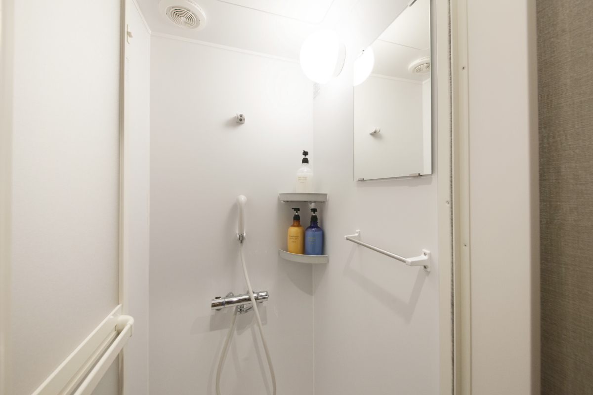 7階 シャワー（女性専用）