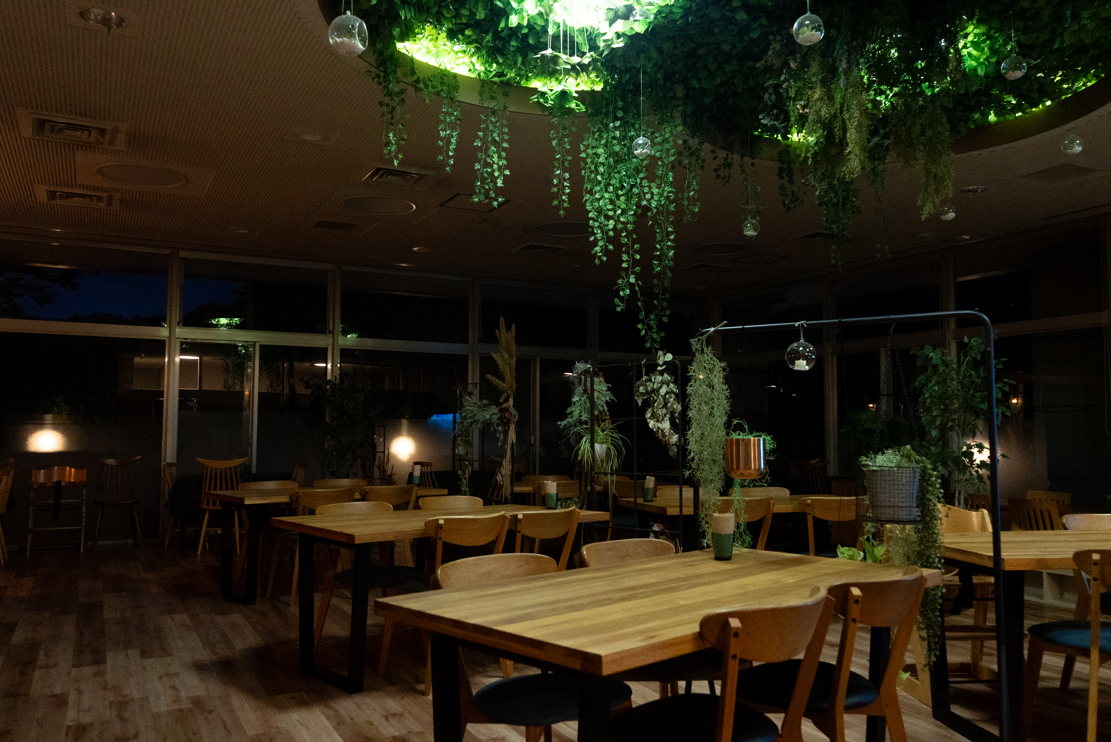 【レストラン】MORINIWA