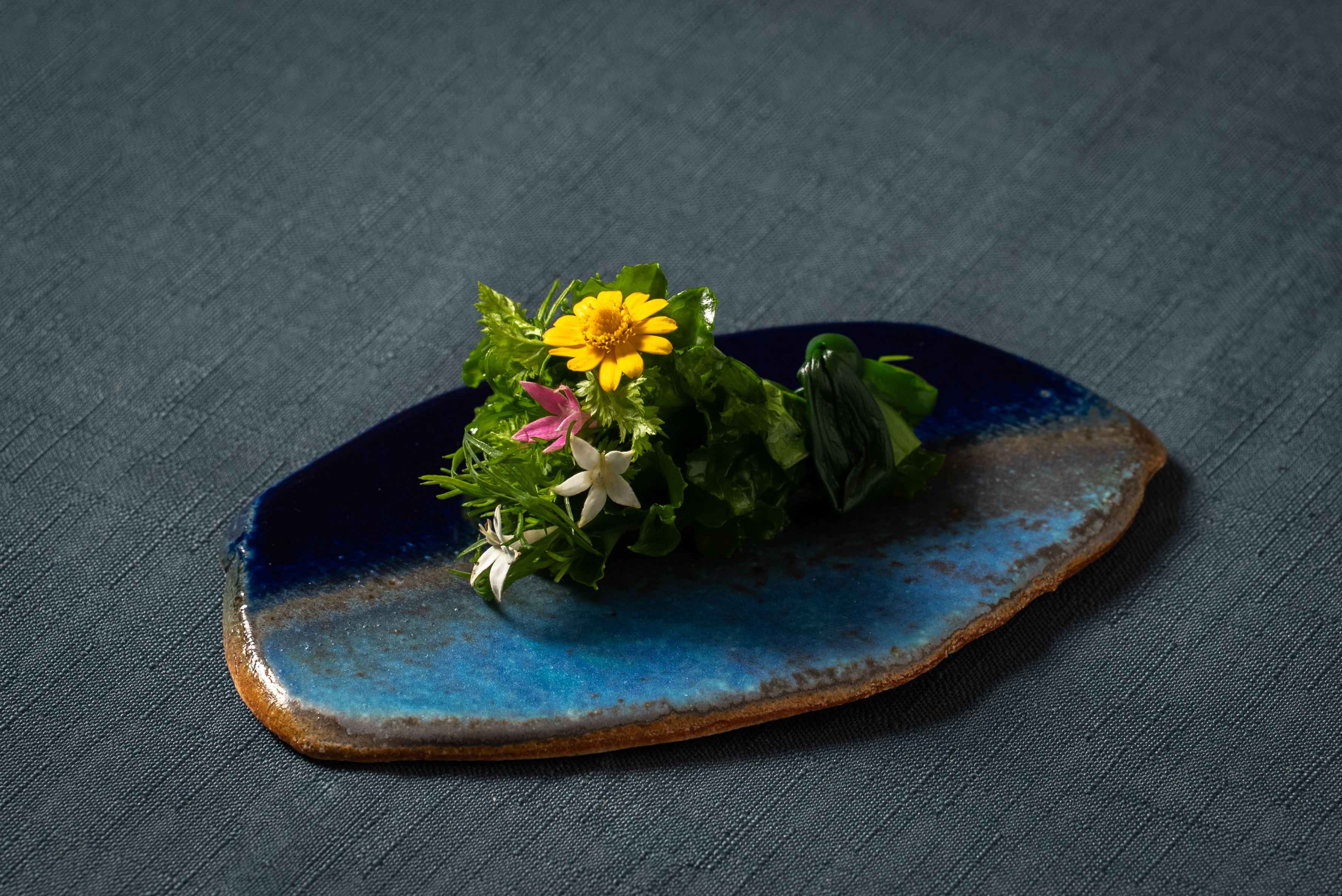 【夕食】2025AW料理長特製スペシャルディナーコース｜口休めの一口サラダ