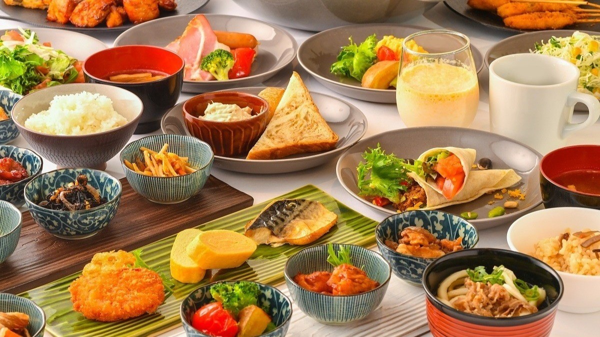 ■朝食 【場所】1階S-cafe【時間】6：30～10:00(9：30L.O）【内容】和・洋ビュッフェスタイル