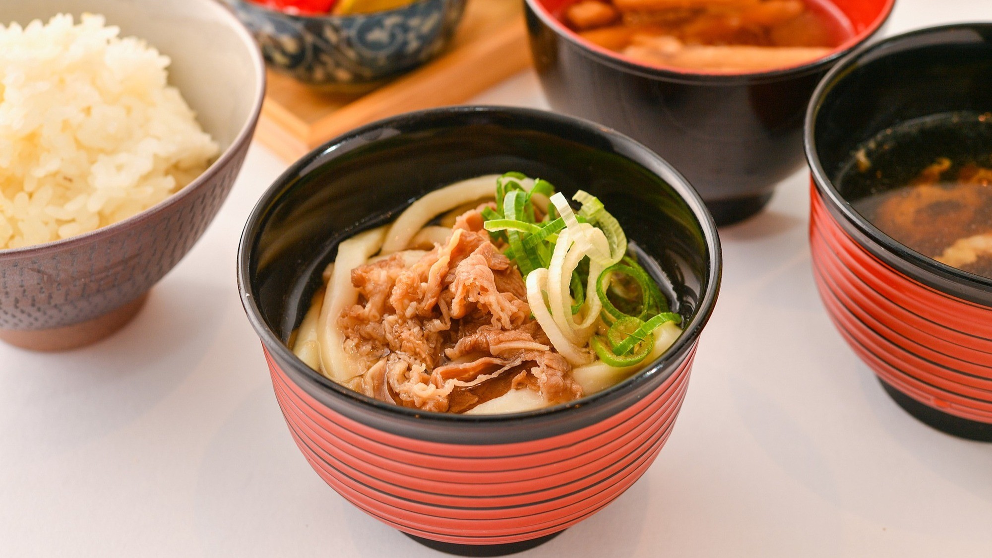 あたたかくほっと一息つける　肉吸いうどん