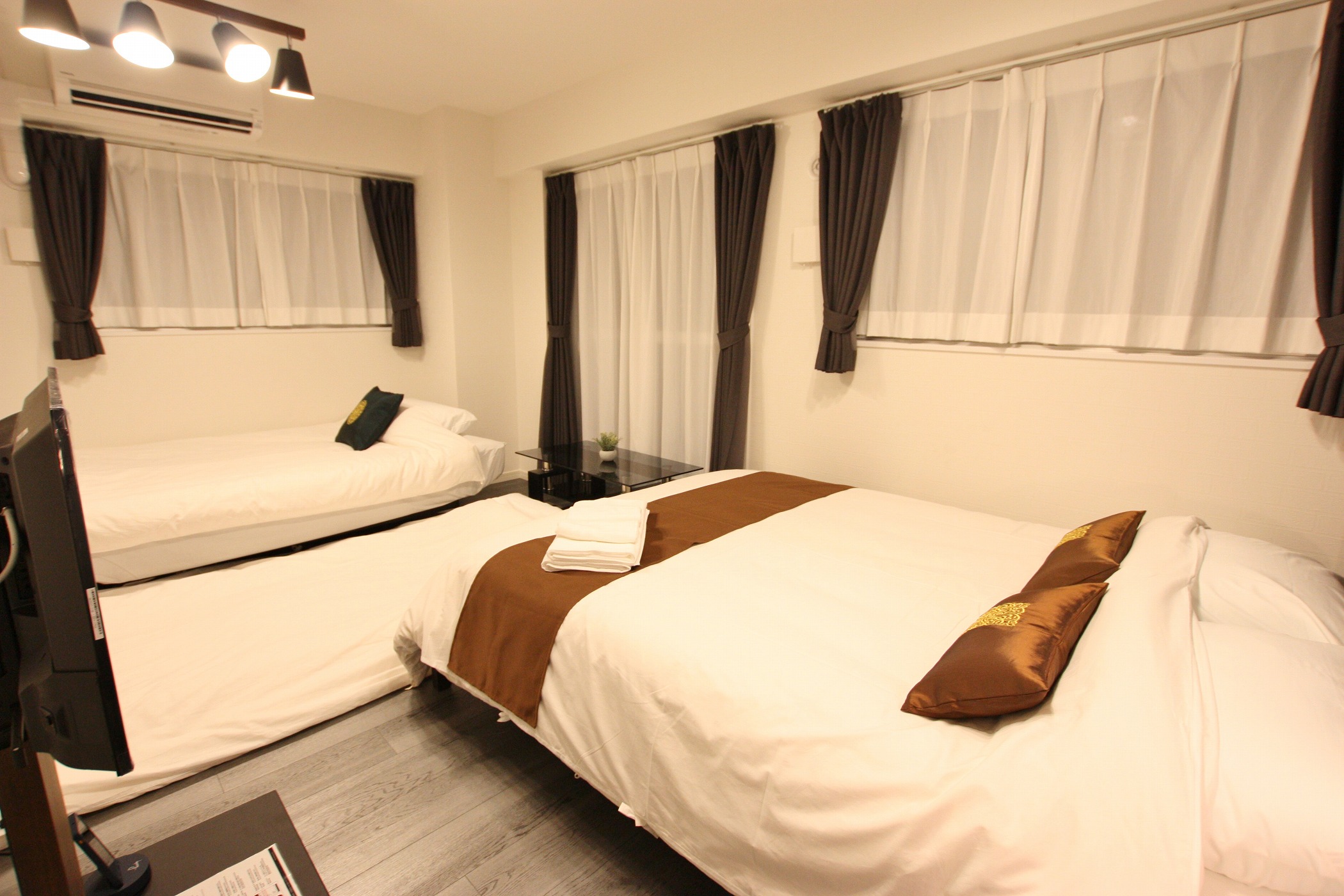 1F　スタンダードダブル　4名