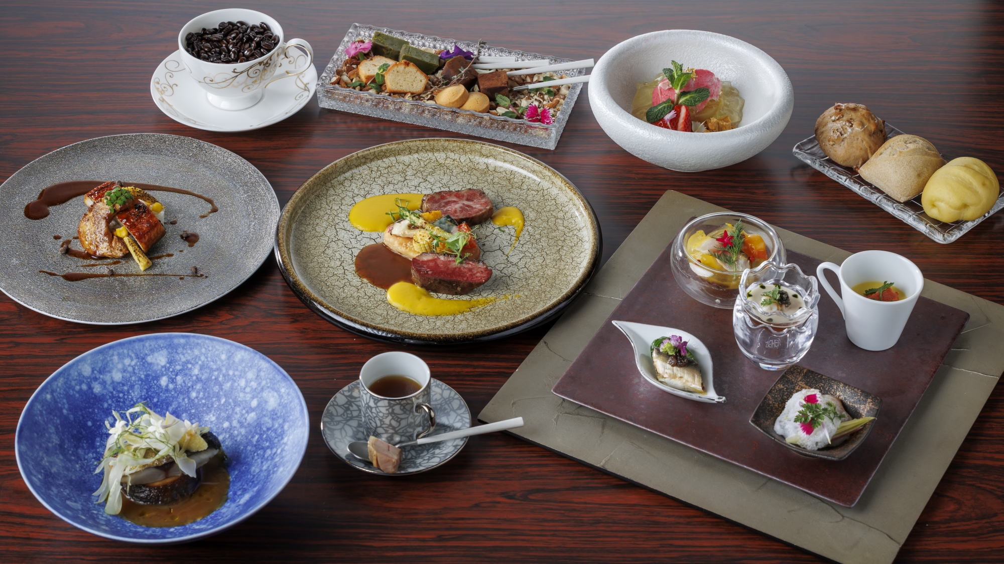 ”旬の厳選食材”『アップグレード会席フレンチのフルコース』＜ご夕食時間：19:45〜21:30＞