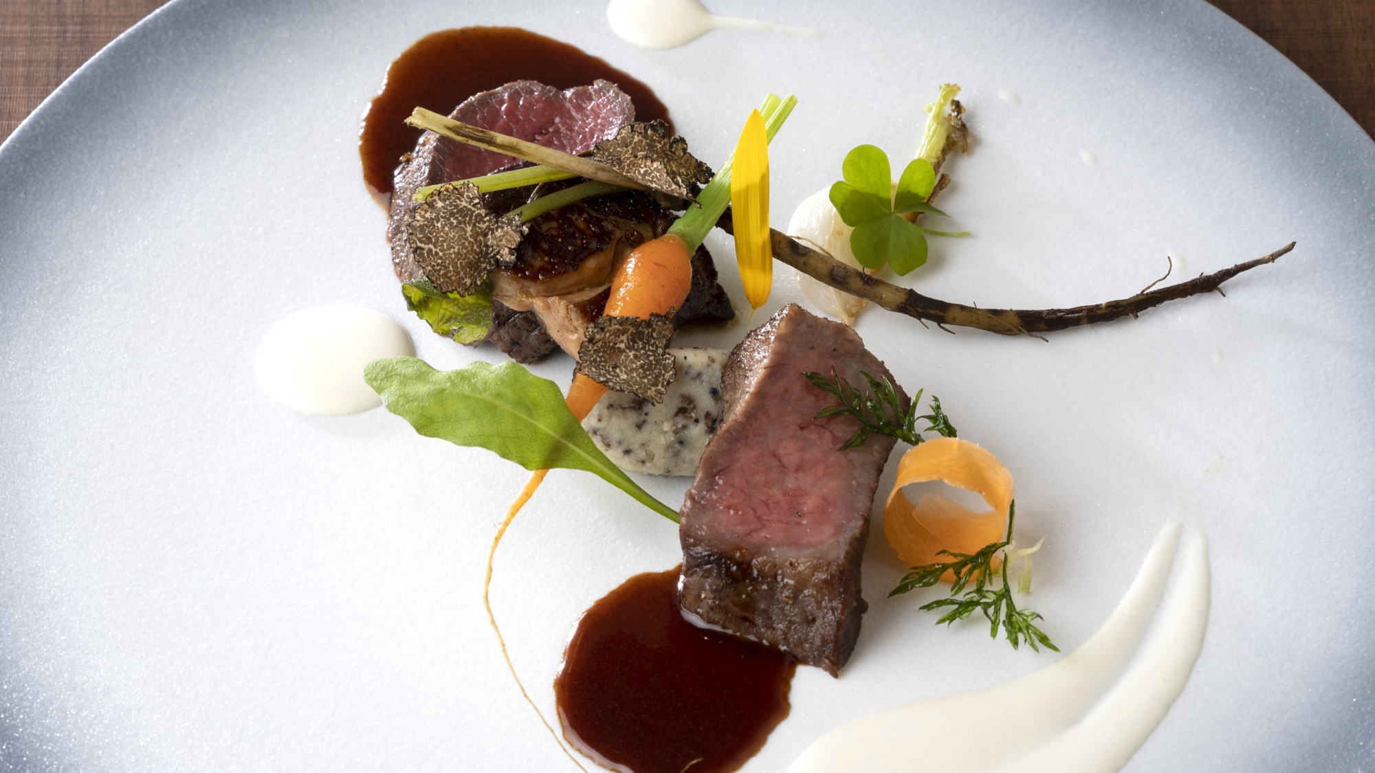 ”大地と海の恵み”『本格創作フレンチのフルコース』＜ご夕食時間：17:30〜19:15＞