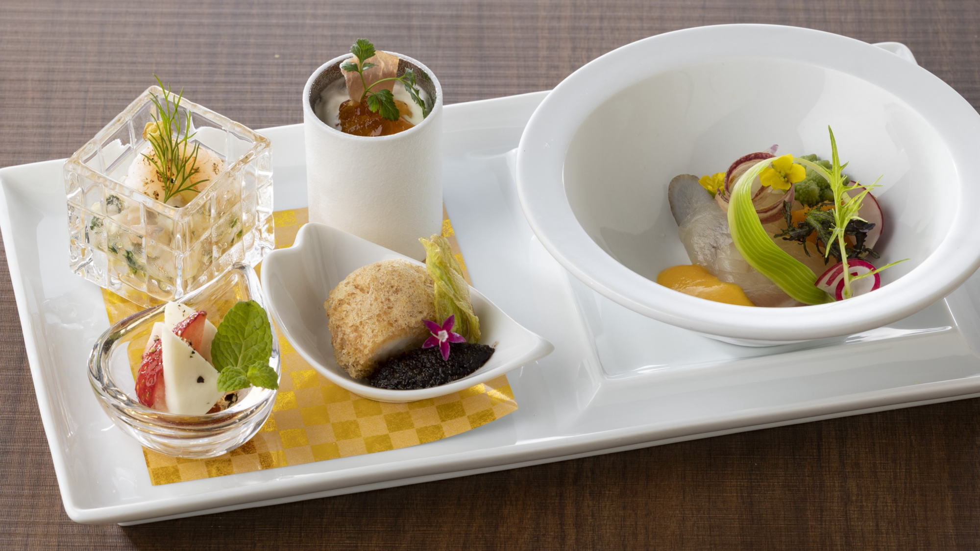 春季創作イタリアン：季節の前菜